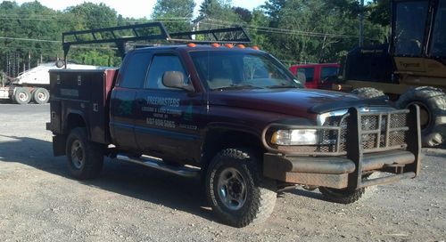 2001 dodge ram 2500 diesel w/ utility box extended cab 3 door work truck