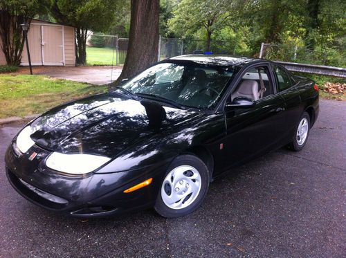 2002 saturn sc1  coupe 3-door 1.9l, 5 speed manual, 3 month warranty!!, newtires