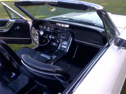 1965 Ford Thunderbird Convertible 2-Door, image 2