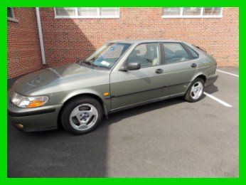 Low low low miles one owner garaged/ 93  hatch / stick shift/leather/ sunroof/cd