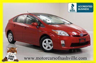 7-days *no reserve* '10 prius iv nav jbl sound pano roof back-up leather carfax