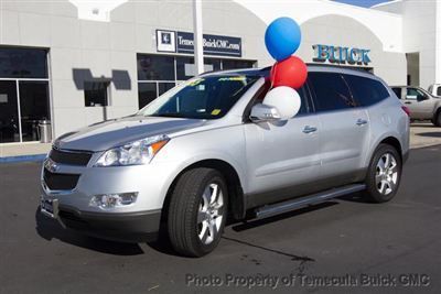 Chevrolet traverse lt low miles 4 dr suv automatic gasoline 3.6l v6 sidi silver