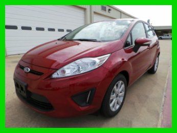 2013 se new 1.6l i4 16v manual fwd hatchback premium