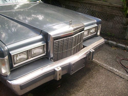 1986 Lincoln Town Car Signature Sedan 4-Door 5.0L, US $1,800.00, image 2