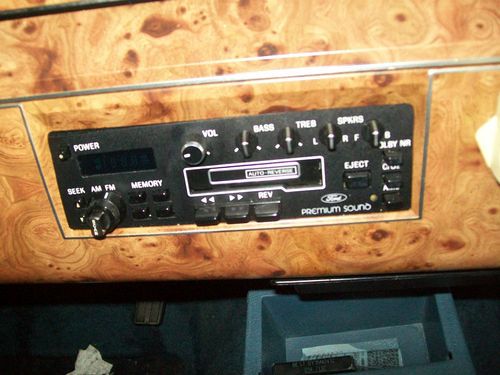 1986 Lincoln Town Car Signature Sedan 4-Door 5.0L, US $1,800.00, image 13