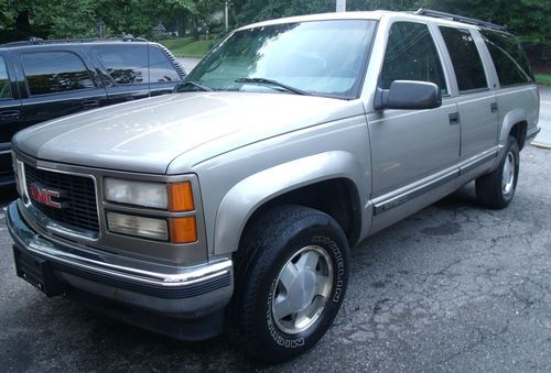 1999 gmc suburban sle 4x4