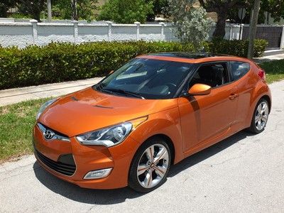 2011 veloster 3dr orange pearl panoramic roof, navigation