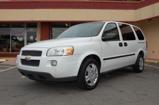 Very nice 2008 model, cargo package, chevrolet uplander!