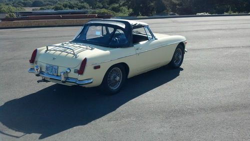 1968 MGB. Fresh sympathetic restoration. Solid low ownership car., image 3