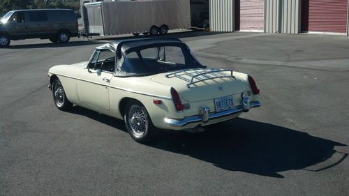 1968 MGB. Fresh sympathetic restoration. Solid low ownership car., image 4