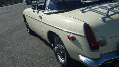 1968 MGB. Fresh sympathetic restoration. Solid low ownership car., image 5