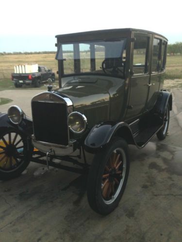 Ford model t 4 door