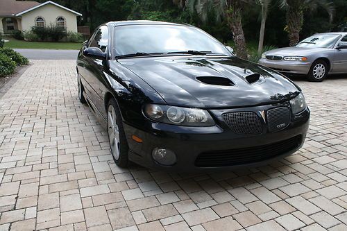 2005 pontiac gto coupe 2-door 6.0l   two owner -garage kept - really nice!!!