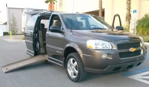 2008 chevrolet uplander lt  low miles handicap wheelchairvan