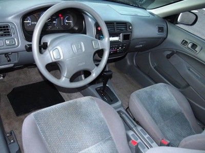 AUTOMATIC CLEAN CARFAX WARRANTY DEALER INSPECTED, image 16