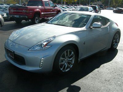 Pre-owned 2013 nissan 370z coupe, 6 speed manual, rear view monitor, 4254 miles