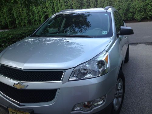 2011 chevrolet traverse ls awd