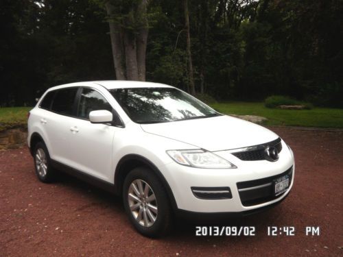 Used 2009 mazda cx-9 awd sport very low mileage !