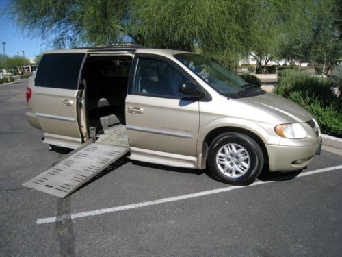 2001 dodge grand caravan sport wheelchair handicap van braun entervan