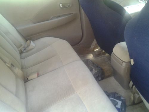 2004 Nissan Altima S Sedan 4-Door 2.5L, image 2