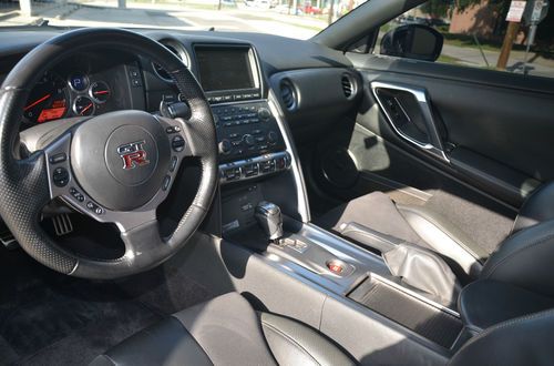 Nissan GTR 2009 Premium, image 11