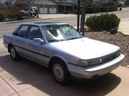 1989 toyota camry le sedan 4-door 2.5l