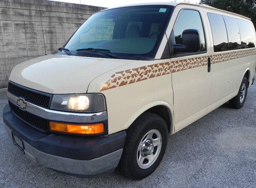 2006 chevrolet express 1500 ls standard passenger van 4-door 4.3l