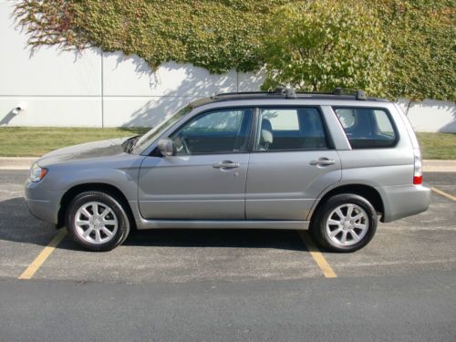 2007 subaru forester xs 2.5l low 52,000 miles clean runs great no issues at