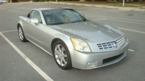 2004 cadillac xlr, low reserve...well maintained