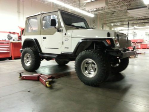 1997 jeep wrangler 4x4 lifted 4" 33" tires white, US $8,000.00, image 2