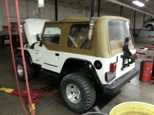 1997 jeep wrangler 4x4 lifted 4" 33" tires white, US $8,000.00, image 4