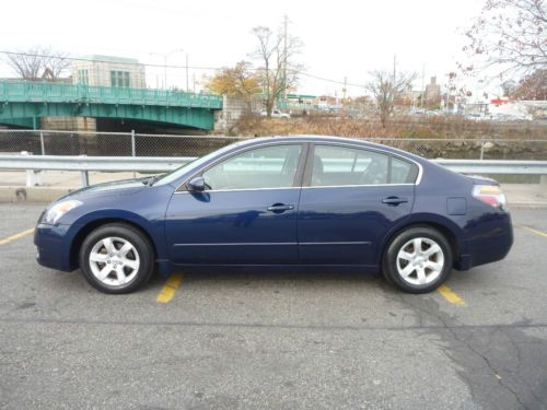 Altima 09 sl 1-owner, sunroof leather loaded only 18k heated  nice!