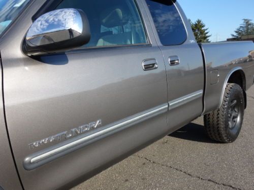 TOYOTA TUNDRA 4WD SR5 CREW CAB 4 DOORS V6 5-SPEED MANUAL SERVICED NO RESERVE, image 12