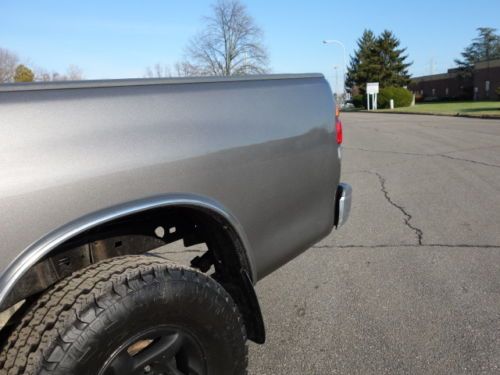 TOYOTA TUNDRA 4WD SR5 CREW CAB 4 DOORS V6 5-SPEED MANUAL SERVICED NO RESERVE, image 16