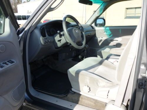 TOYOTA TUNDRA 4WD SR5 CREW CAB 4 DOORS V6 5-SPEED MANUAL SERVICED NO RESERVE, image 35