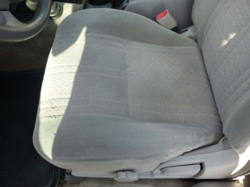 TOYOTA TUNDRA 4WD SR5 CREW CAB 4 DOORS V6 5-SPEED MANUAL SERVICED NO RESERVE, image 36