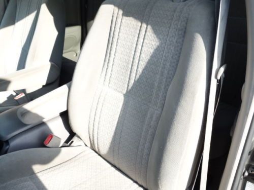 TOYOTA TUNDRA 4WD SR5 CREW CAB 4 DOORS V6 5-SPEED MANUAL SERVICED NO RESERVE, image 37