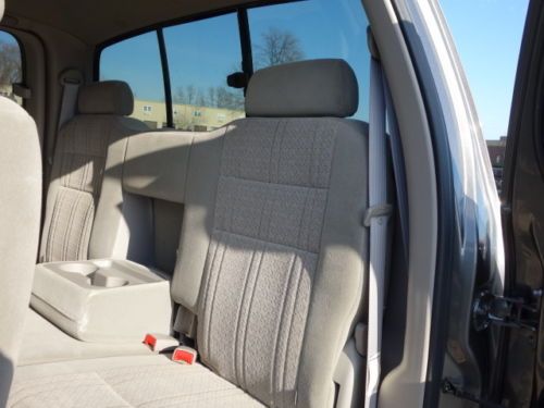 TOYOTA TUNDRA 4WD SR5 CREW CAB 4 DOORS V6 5-SPEED MANUAL SERVICED NO RESERVE, image 41