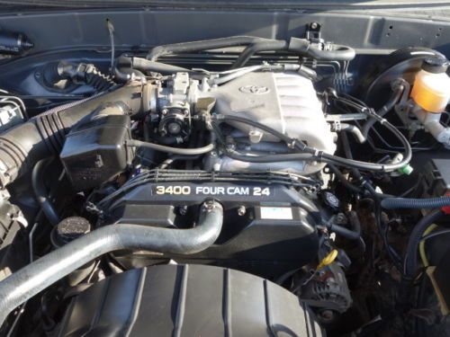 TOYOTA TUNDRA 4WD SR5 CREW CAB 4 DOORS V6 5-SPEED MANUAL SERVICED NO RESERVE, image 53