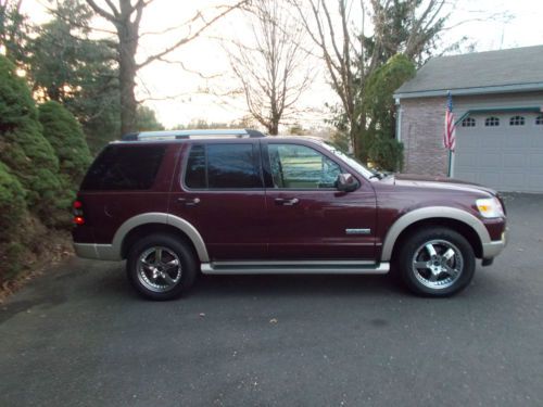 2007 ford explorer eddie bauer 4wd v-6 excellent condition