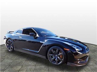 2011 nissan gt-r premium coupe 2-door 3.8l