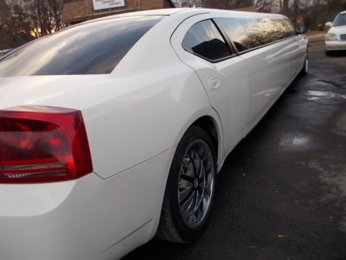 2007 dodge charger limousine 140&#034; stretch