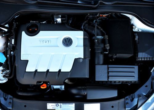 2012 Volkswagen Golf TDI Hatchback. VW Clean Turbo Diesel. Great MPG. One Owner, image 6
