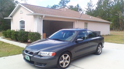 2004 volvo s60 r sedan 4-door 2.5l