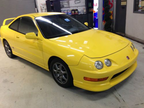 2000 acura integra type r hatchback 3-door 1.8l