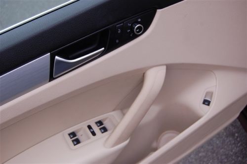 33K, one owner, leatherette, leather, SE V6, World Auto Certified,  Red, Ivory, image 30