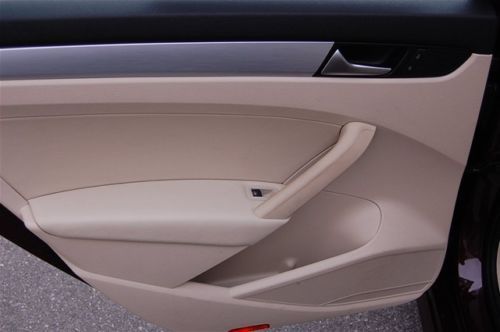 33K, one owner, leatherette, leather, SE V6, World Auto Certified,  Red, Ivory, image 31