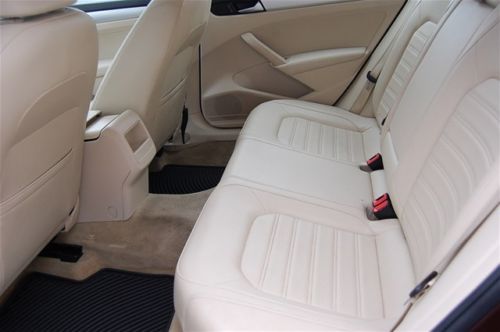 33K, one owner, leatherette, leather, SE V6, World Auto Certified,  Red, Ivory, image 33