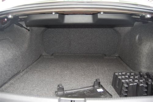 33K, one owner, leatherette, leather, SE V6, World Auto Certified,  Red, Ivory, image 36