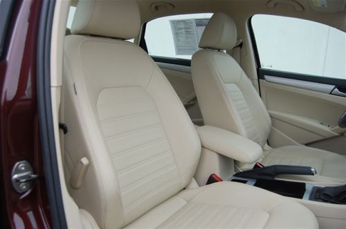 33K, one owner, leatherette, leather, SE V6, World Auto Certified,  Red, Ivory, image 44